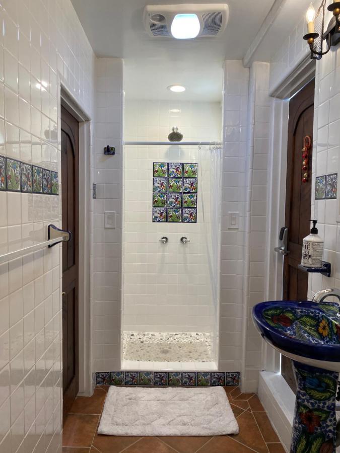 Private Room W/ Private Full Bathroom & Wifi & Ac & Shared Kitchen In Лос-Анджелес Экстерьер фото