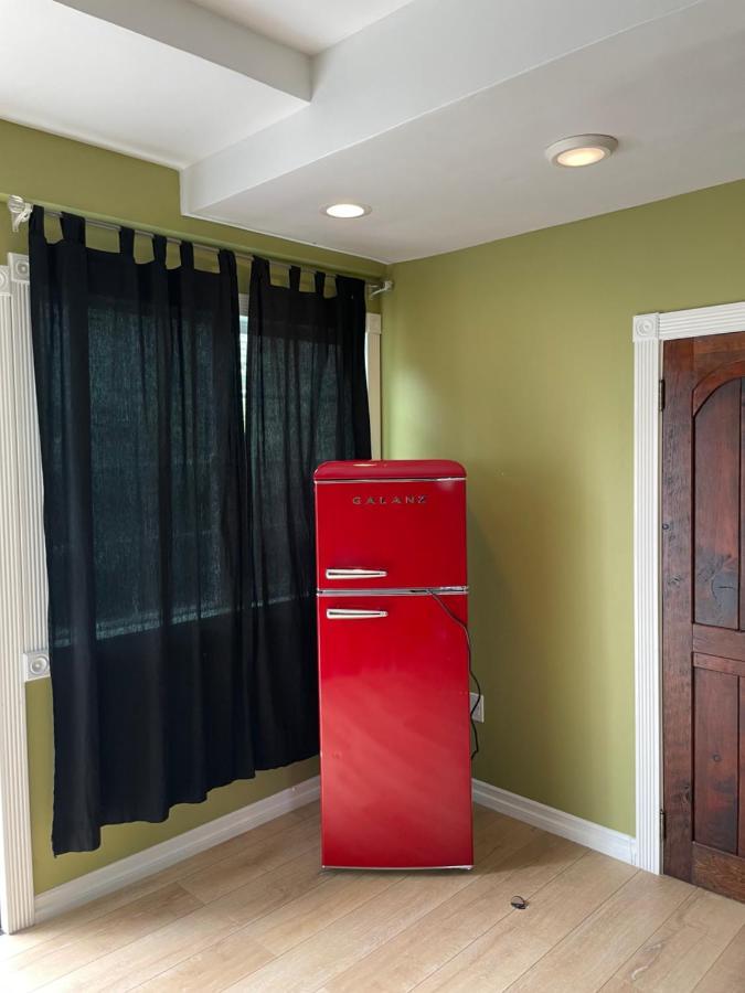 Private Room W/ Private Full Bathroom & Wifi & Ac & Shared Kitchen In Лос-Анджелес Экстерьер фото